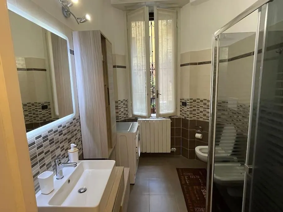 Nel Quartiere Bayres Suite Completamente Rinnovata Milan