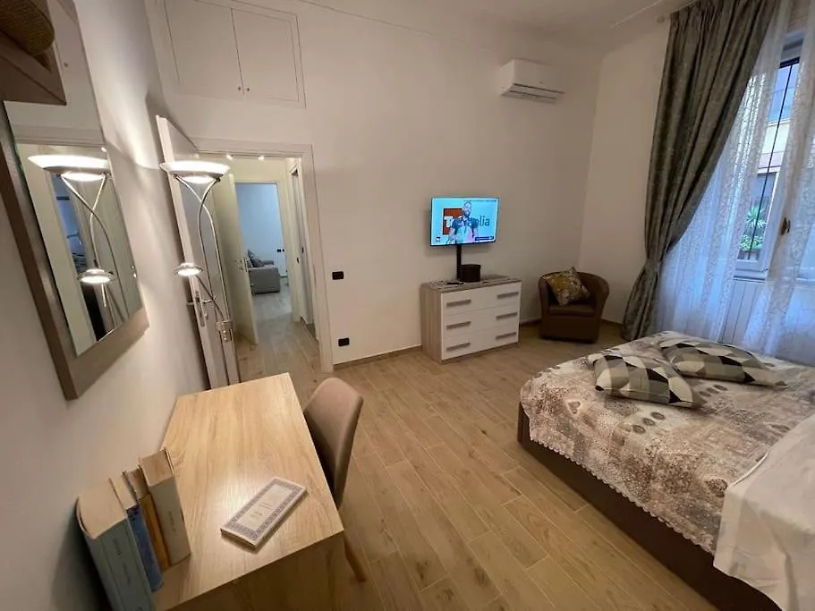 Nel Quartiere Bayres Suite Completamente Rinnovata ミラノ 0*,