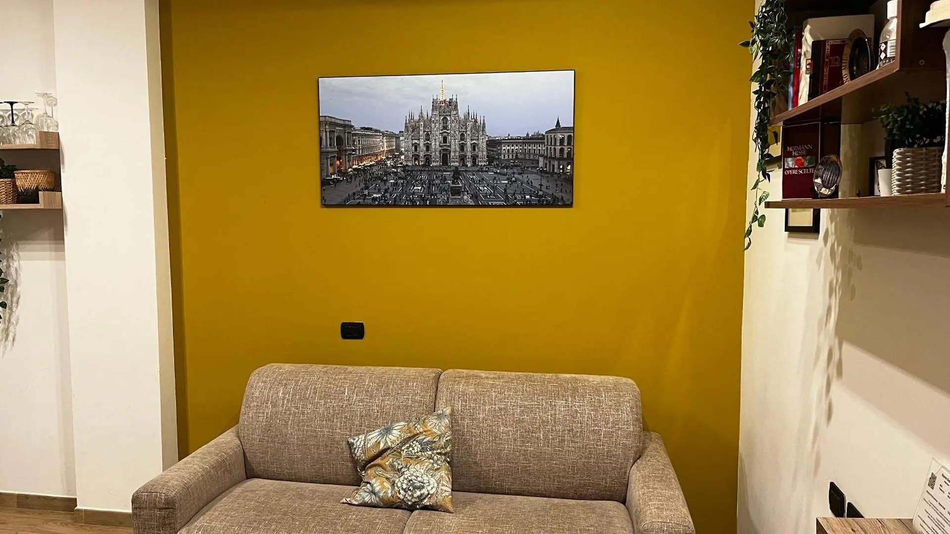 Nel Quartiere Bayres Suite Completamente Rinnovata ミラノ アパート