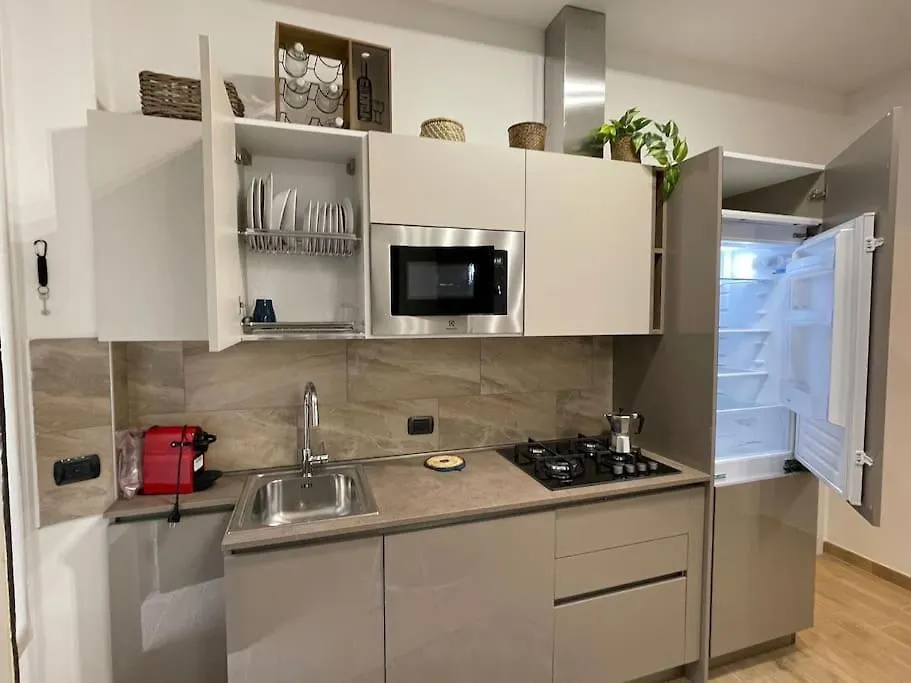 Nel Quartiere Bayres Suite Completamente Rinnovata Milan